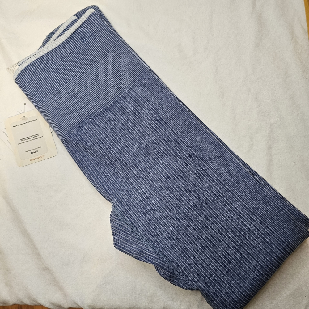 Fabletics Blue Workout Leggings Womens Xsmall NWT